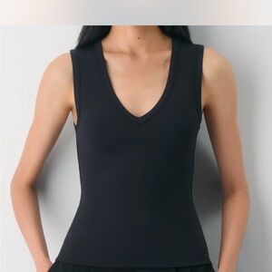 Aritzia Black Shoreline Top